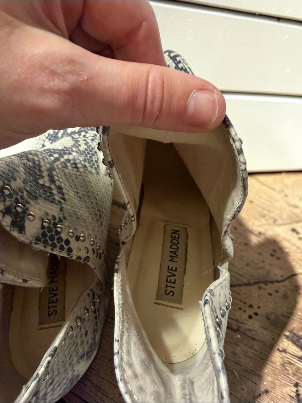 Steve Madden Rockstar Snakeskin Ankle Booties 9.5 Studded Block Heel - Picture 7 of 8